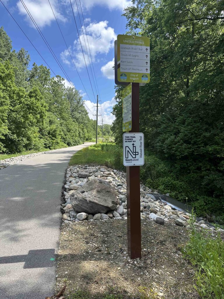 Wabash River Trail directional sign.